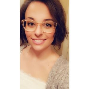 Meet your Posher, Julie